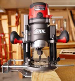 SKIL 14 Amp Plunge and Fixed Base Router